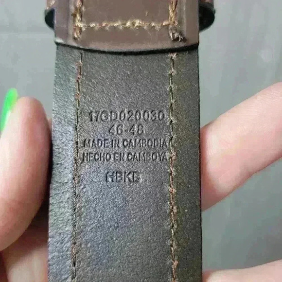 Dickes brownleather belt with gun metal buckle. size 46-48. - Picture 5 of 11